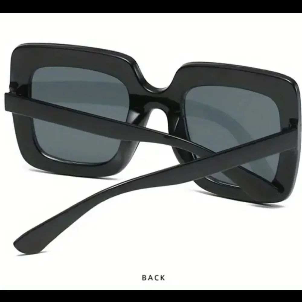 Unisex Luxury Oversized studded sunglasses